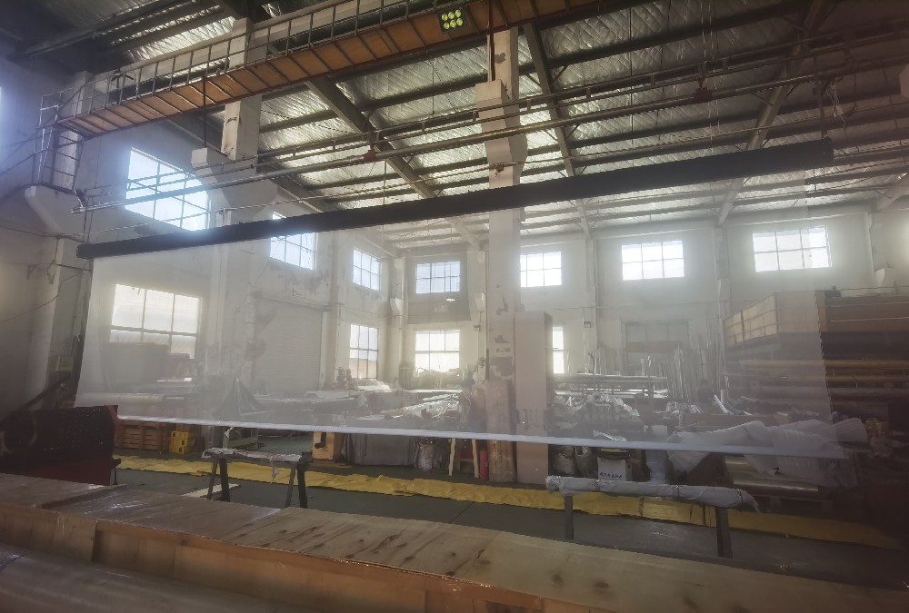 Large-Format Electric Projection Screen Industry: Parallel Progress in Technology Upgrade and Market Expansion